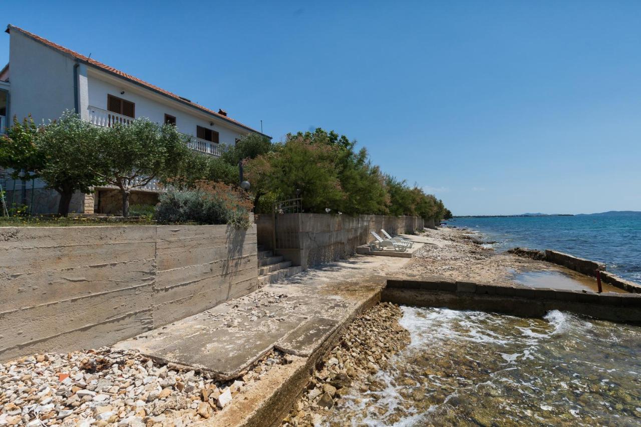 Family Friendly Seaside Apartments Kozino, Zadar - 5756 Petrcane Exteriör bild